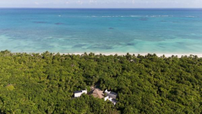 Casa Xik'Nal - Luxury Beach Front Villa